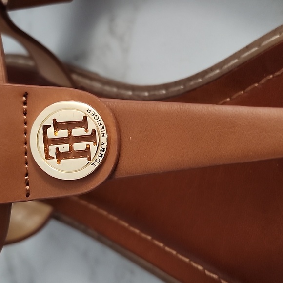 Women's Tommy Hilfiger Bennia Sandals - Picture 2 of 6